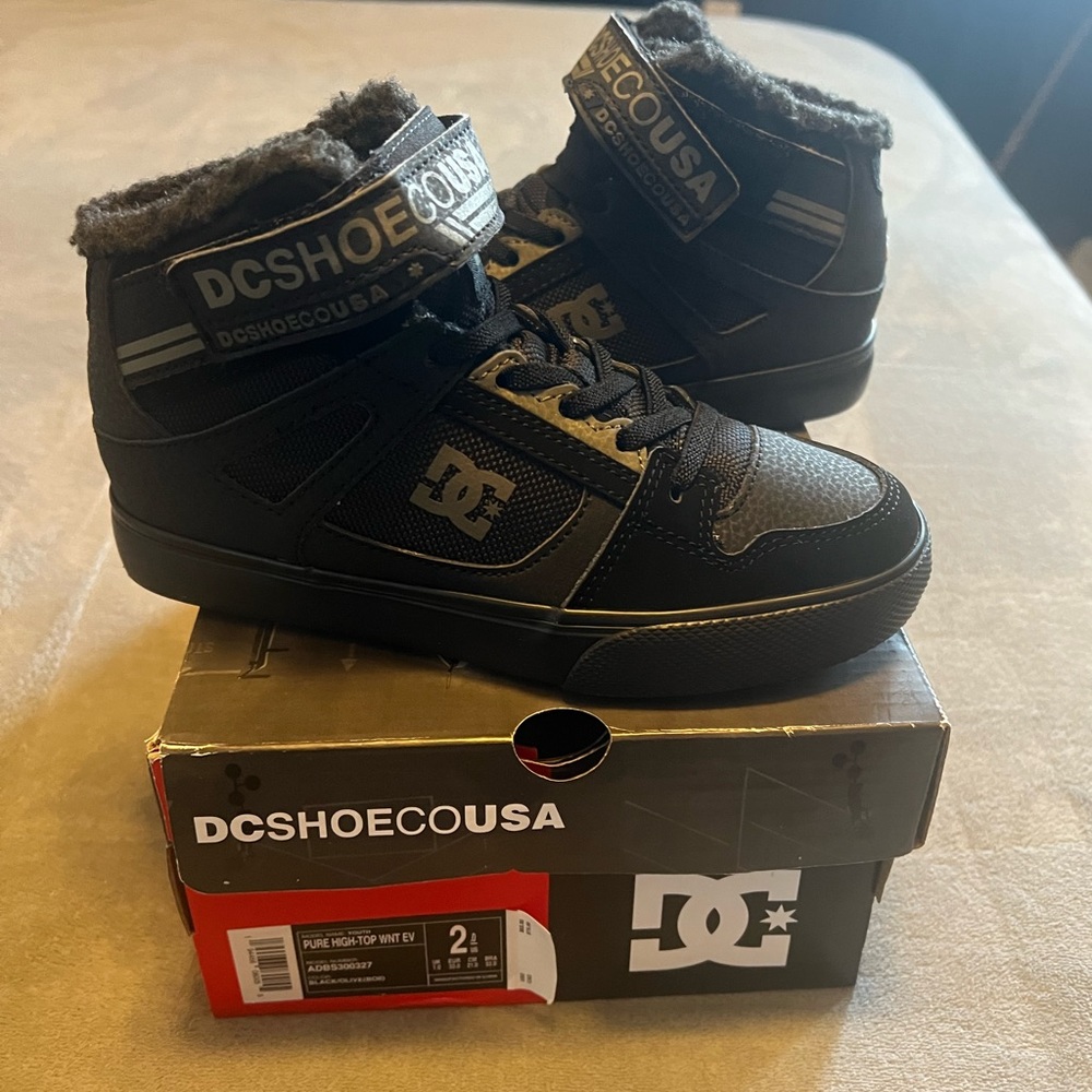 Boys DC Winterized Sneakers